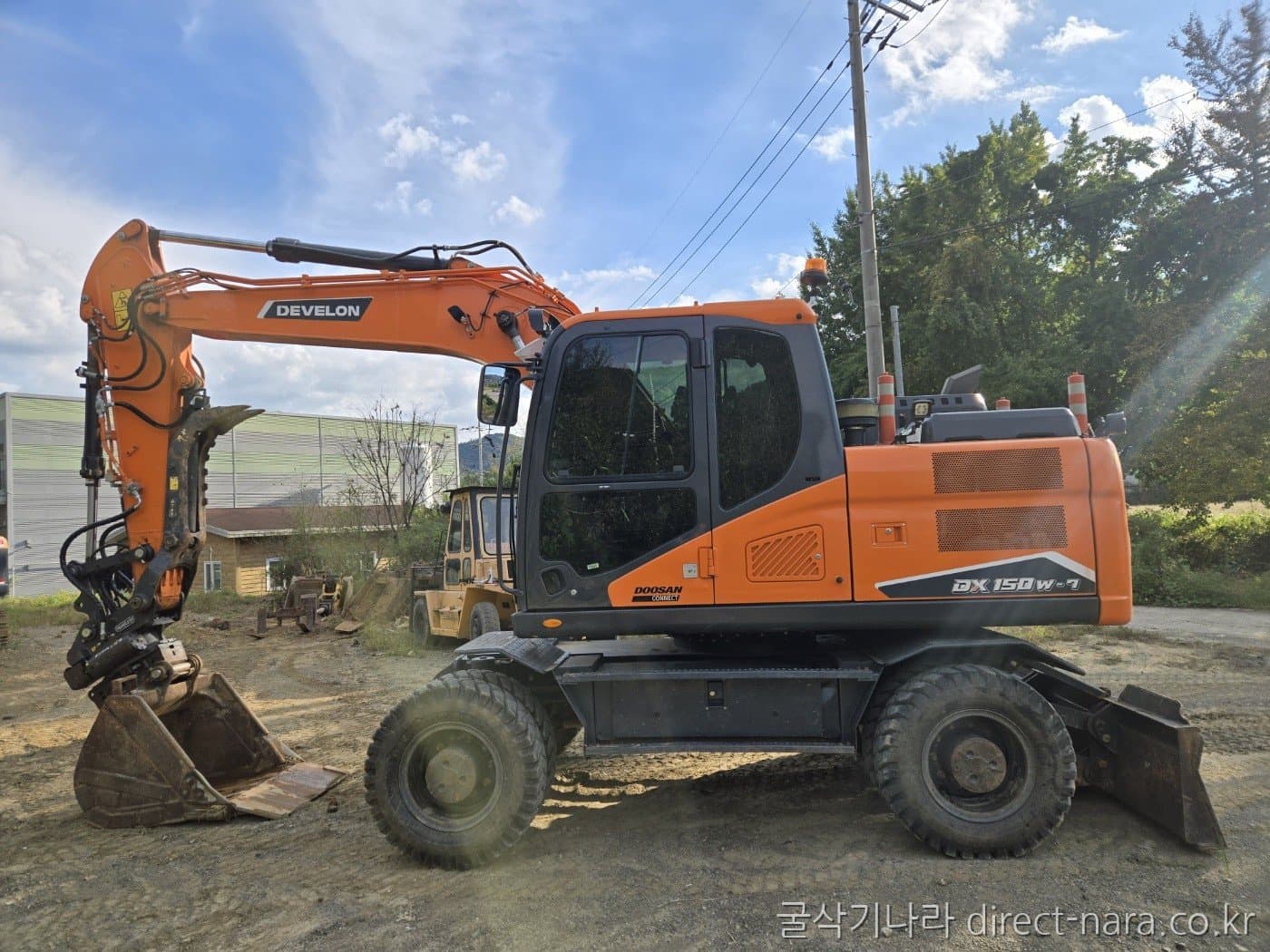 Doosan (Develon) DX150W