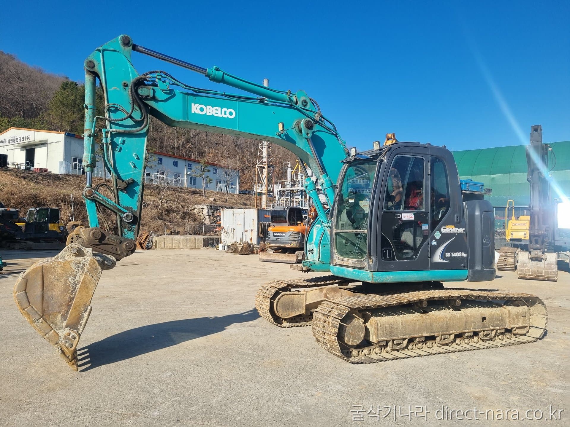Kobelco SK140LC