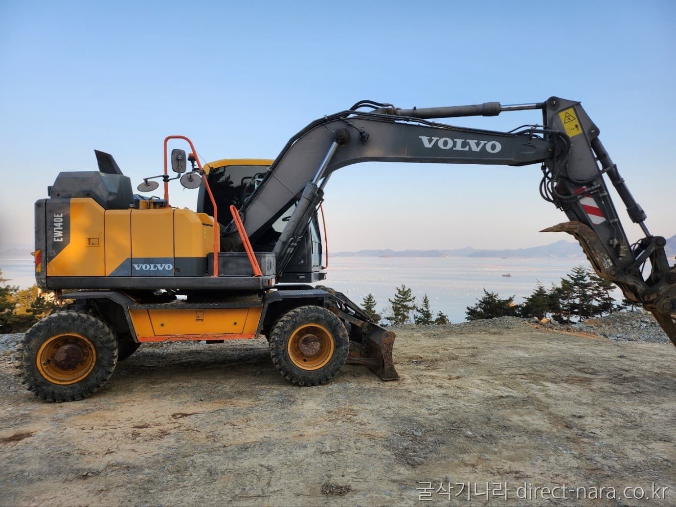 Volvo EW140E
