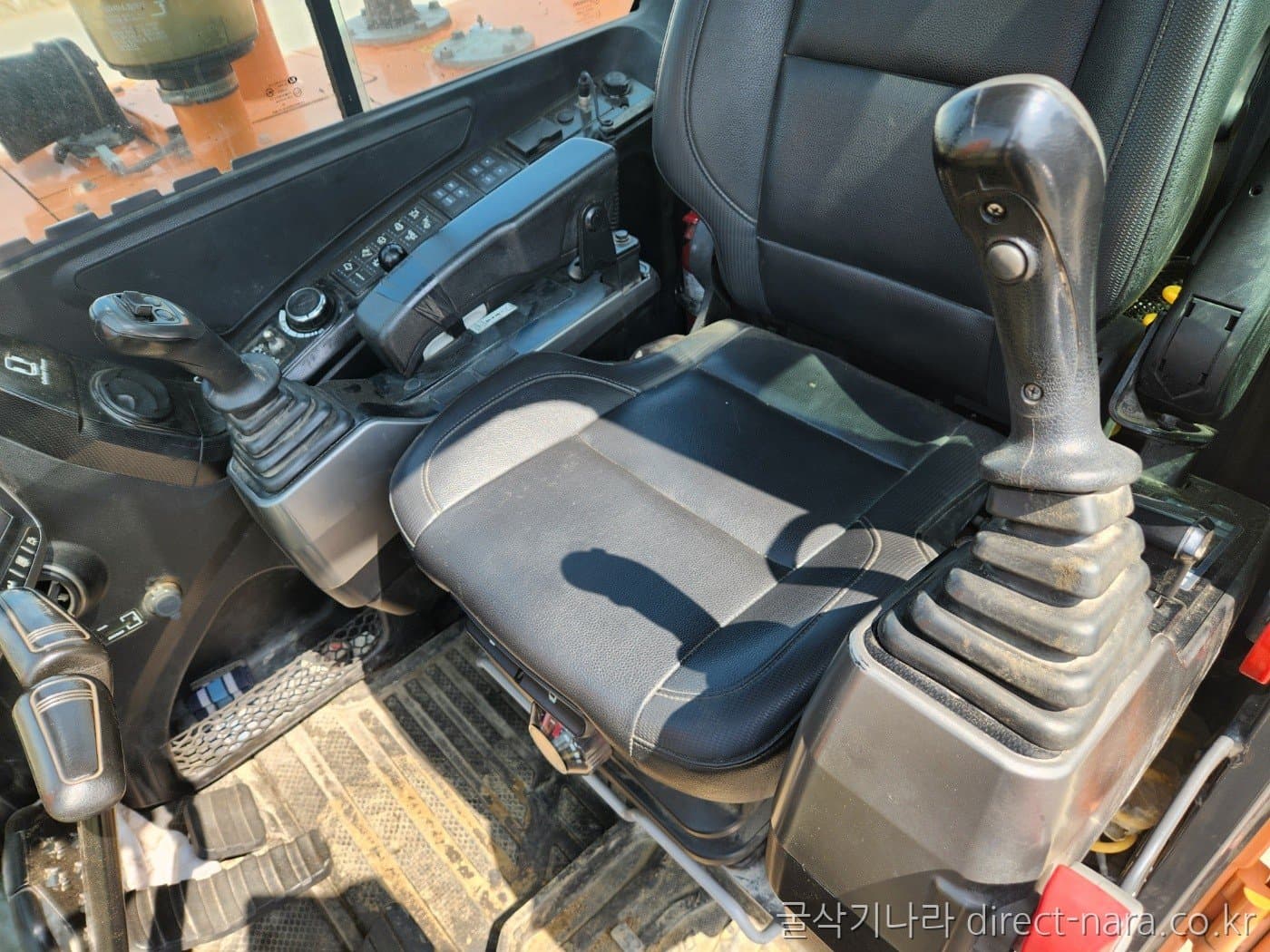 Doosan (Develon) DX55MT