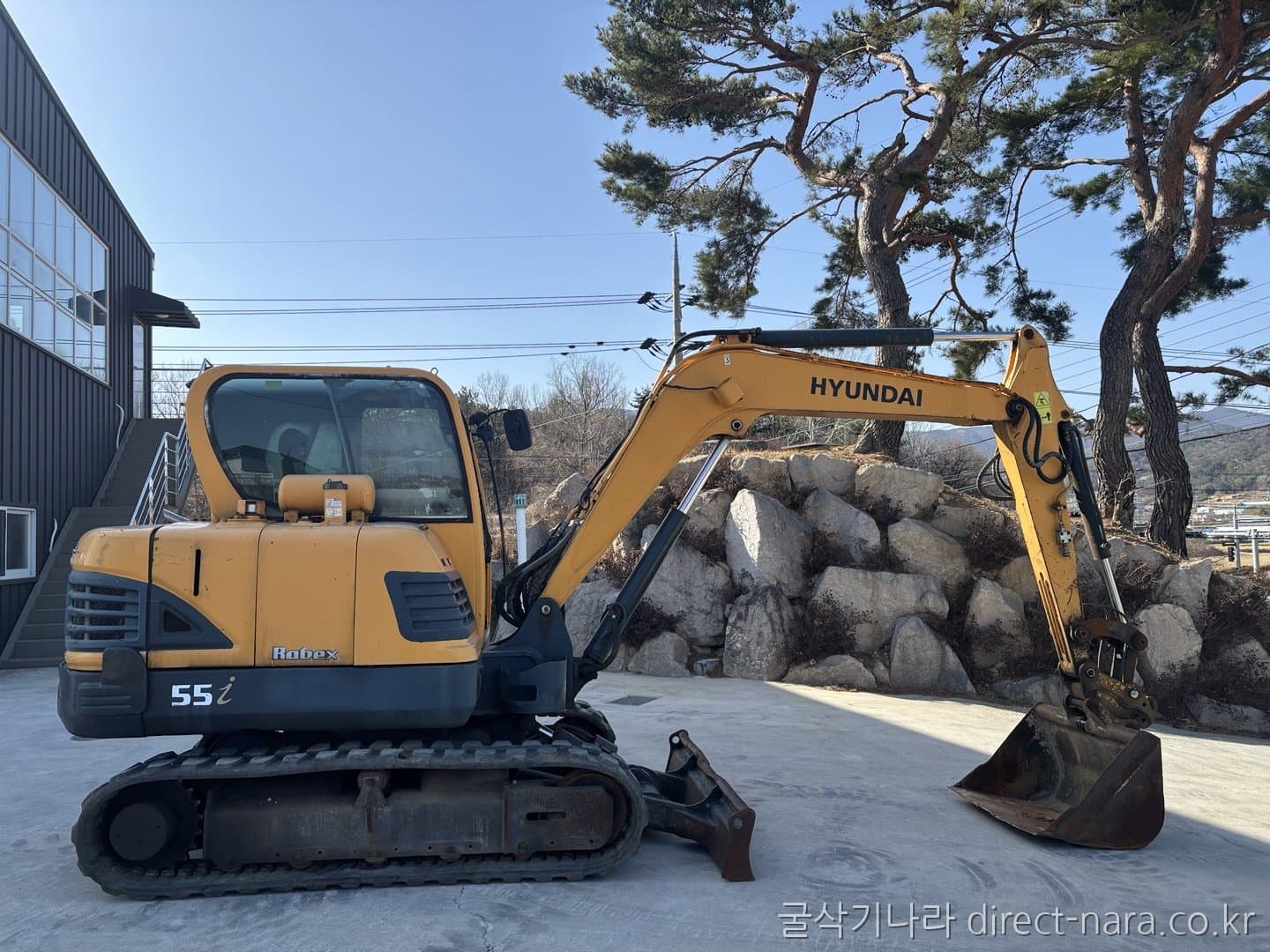 HD Hyundai R55