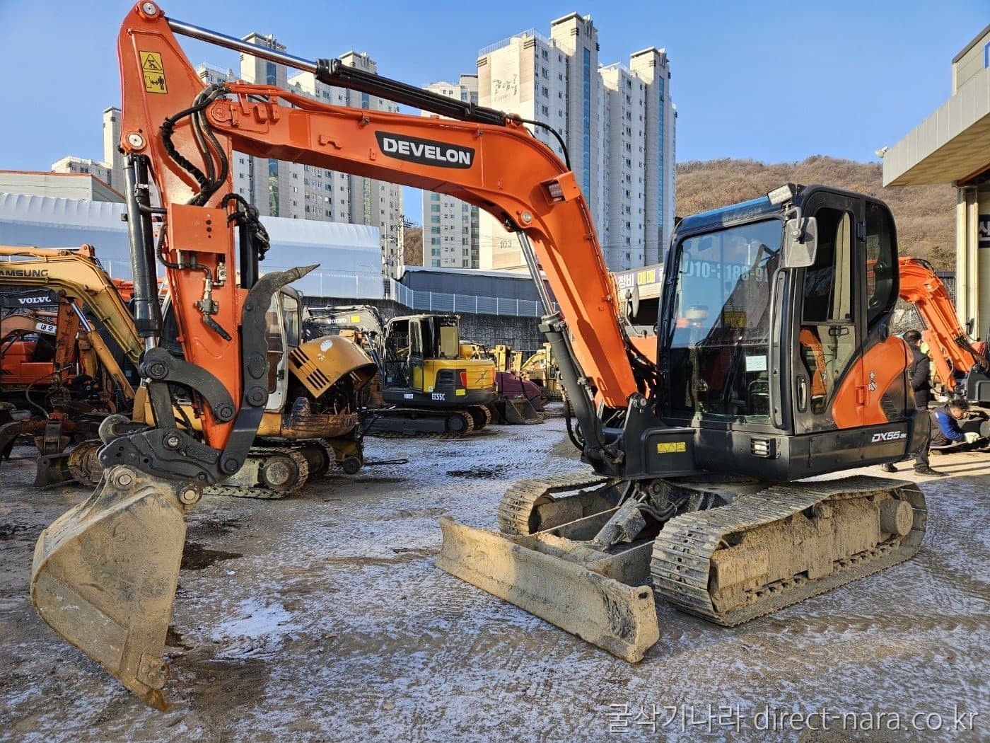 Doosan (Develon) DX55MT