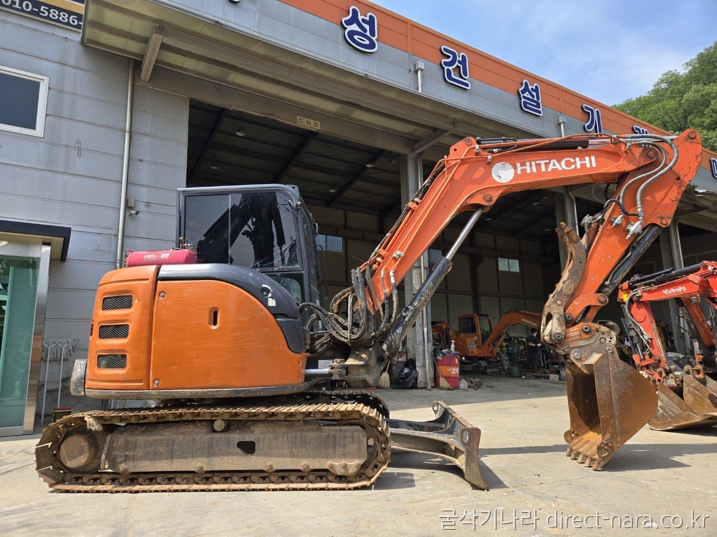 Kobelco KX57