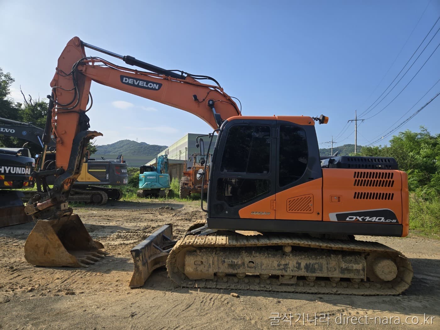 Doosan (Develon) DX140